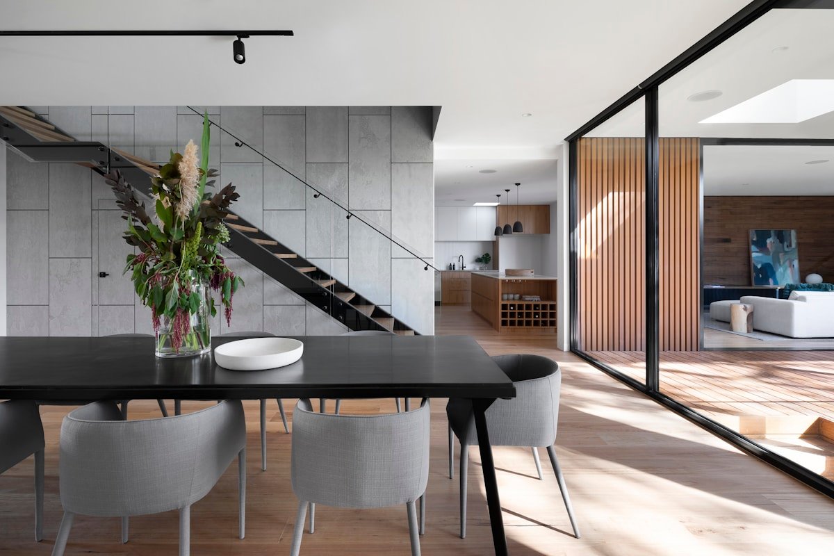 Showroom contemporâneo da Central Pisos